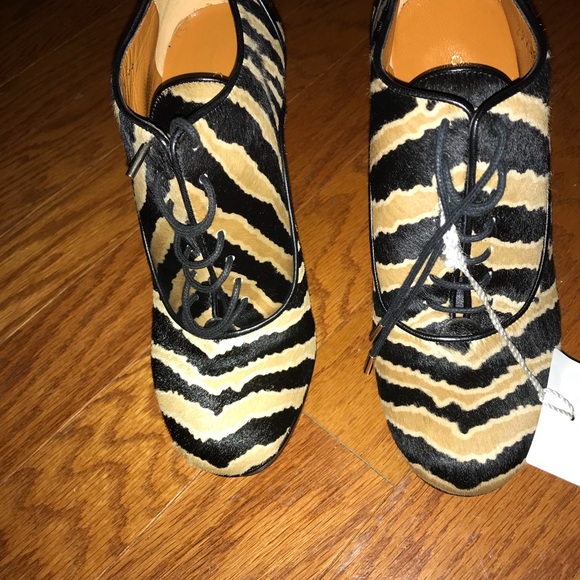 New Gucci Heels - Picture 5 of 7